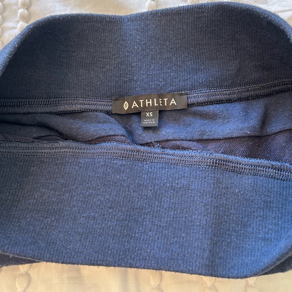 ATHLETA Womens Sweatshorts - Picture 1 of 4